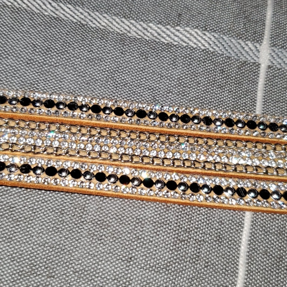 NWT/ Suede Tan Jeweled Snap Bracelet